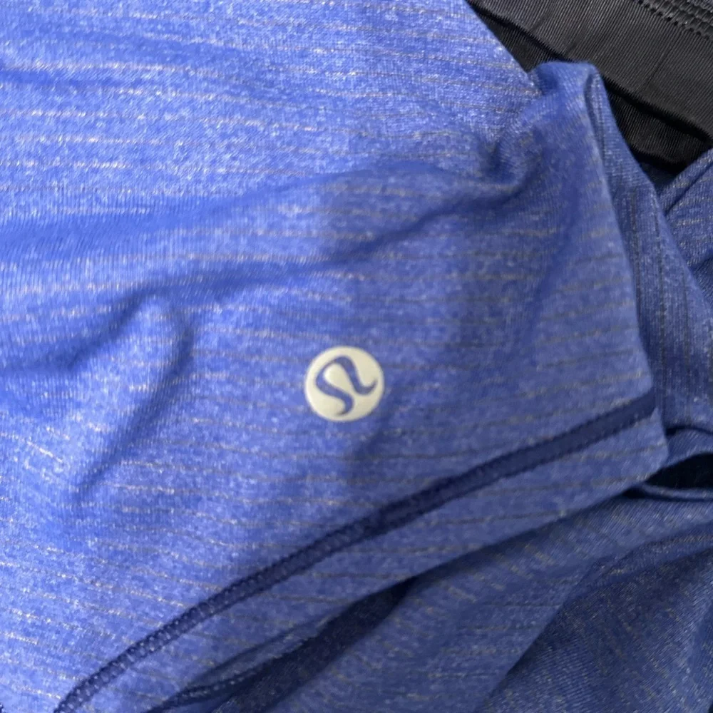 (Price firm) Lululemon  dropped back tank top Size 4 excellent condition